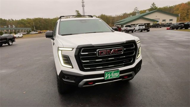 New 2026 GMC Yukon AT4 w/ AT4 Premium Plus Package image 3