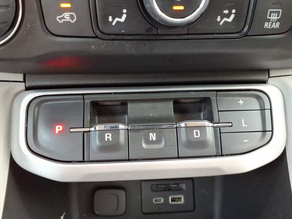 Used 2023 GMC Acadia SLE w/ Driver Convenience Package image 23