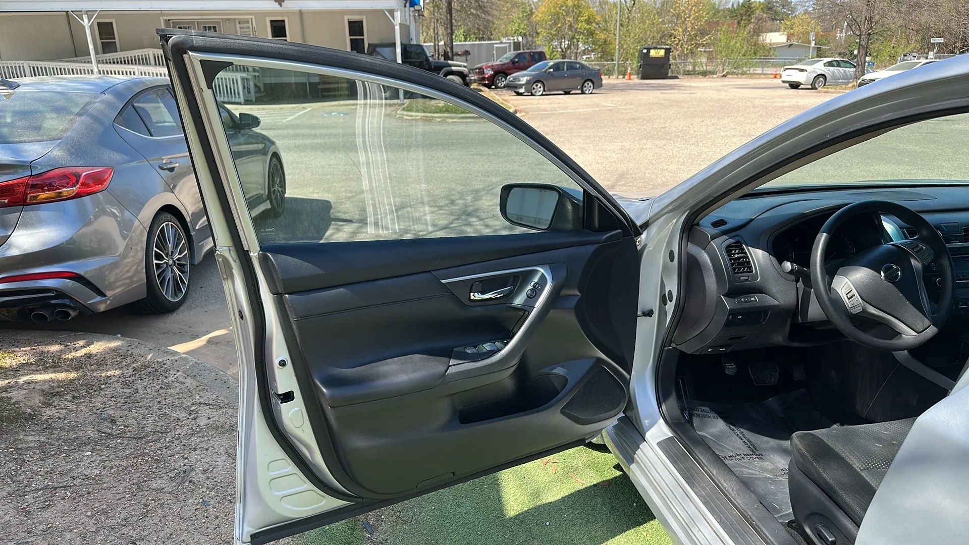 Used 2015 Nissan Altima 2.5 S w/ Power Driver Seat Package image 15