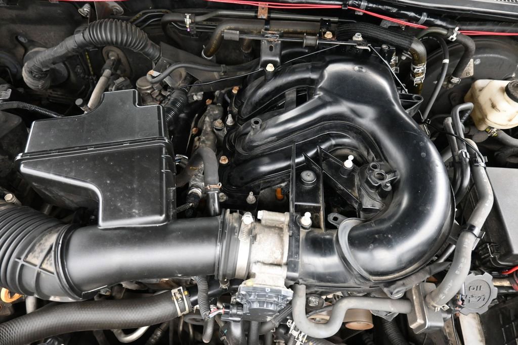 Used 2020 Toyota Tacoma TRD Sport AWD/4WD image 25