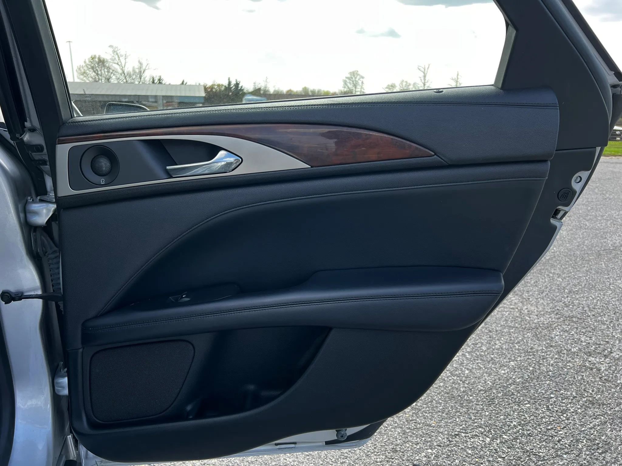 Used 2018 Lincoln MKZ Reserve w/ Climate Package image 19