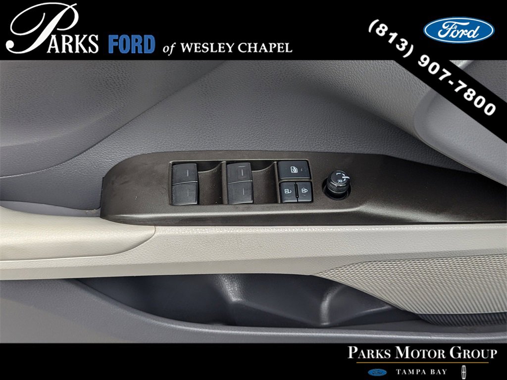 Used 2022 Toyota Camry SE image 16