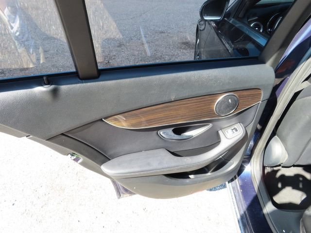 Used 2018 Mercedes-Benz C 300 4MATIC Sedan image 9