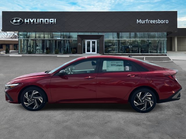 Used 2025 Hyundai Elantra Sport FWD image 8