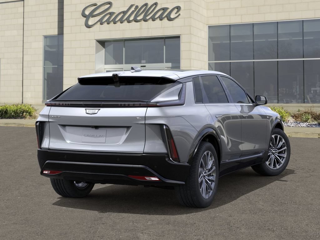New 2027 Cadillac Lyriq Sport w/ LPO, Floor Liner Package AWD/4WD image 4