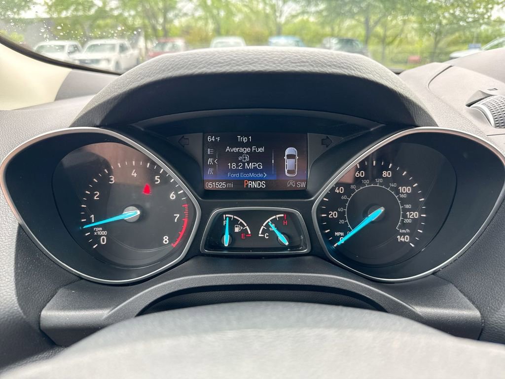 Used 2018 Ford Escape SE w/ SE Sync 3 Package AWD/4WD image 12