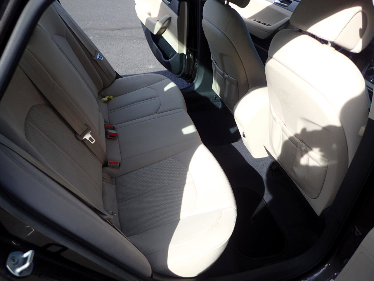 Used 2015 Hyundai Sonata SE FWD image 11