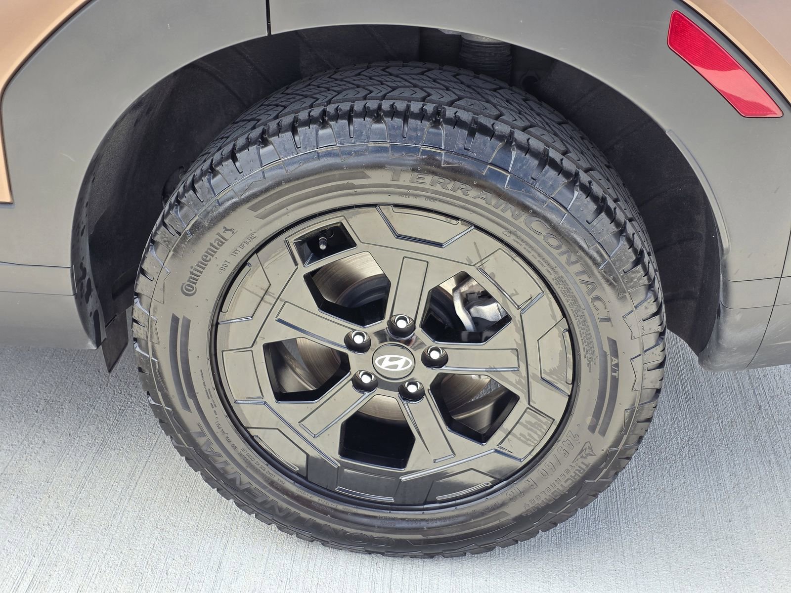 Certified 2024 Hyundai Santa Fe XRT image 33