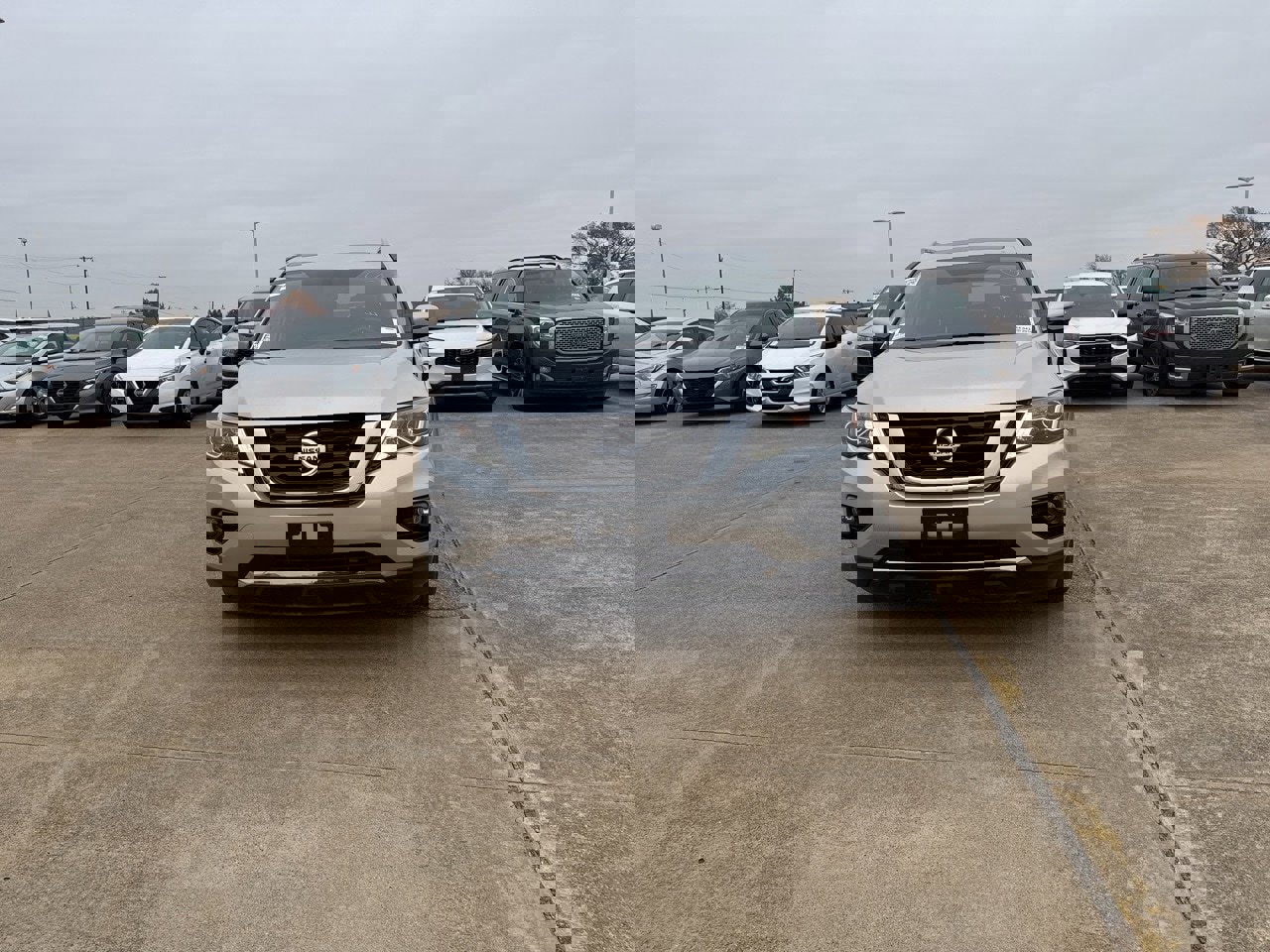 Used 2019 Nissan Pathfinder Platinum image 8