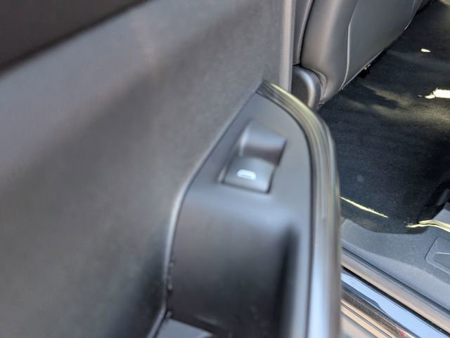 Used 2019 GMC Acadia SLT AWD/4WD image 13
