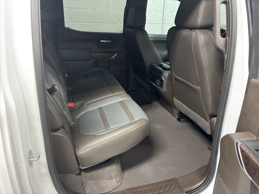 Used 2021 GMC Sierra 1500 Denali w/ Denali Ultimate Package image 11