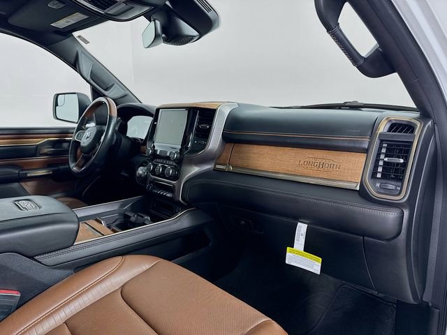 Used 2022 RAM 1500 Limited w/ Body Color Bumper Group image 30