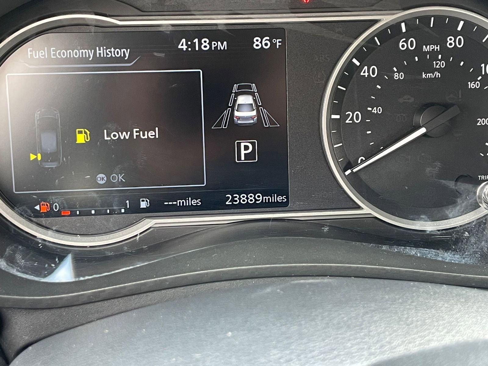 Used 2025 Nissan Versa SV FWD image 35