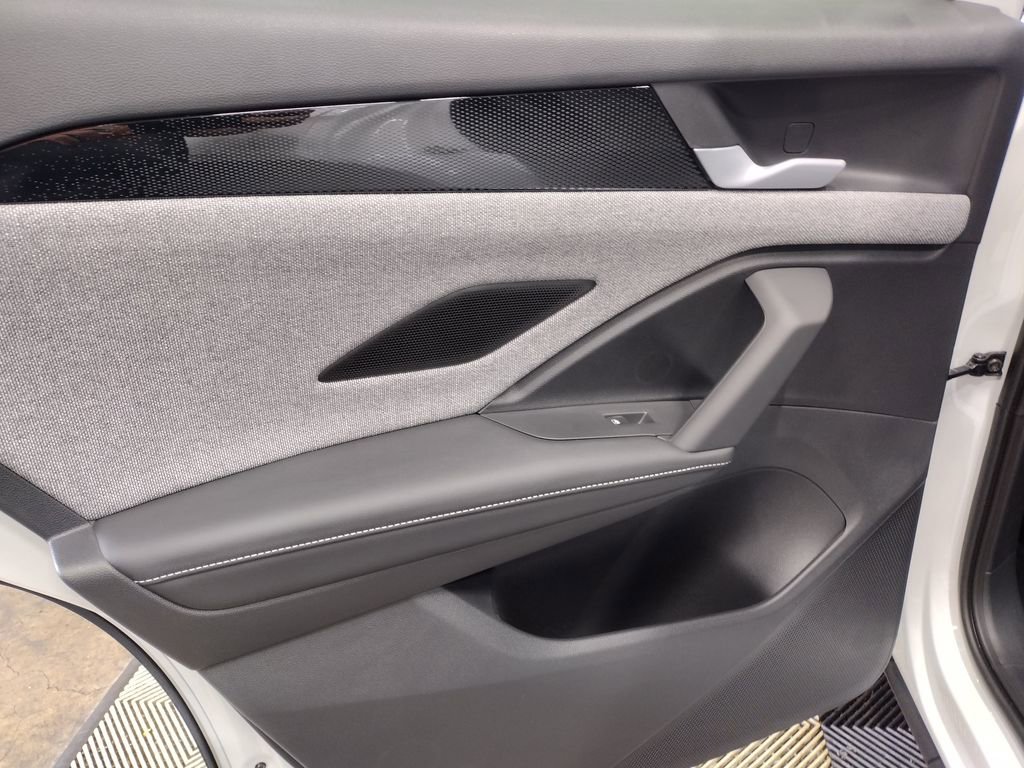 New 2025 Volkswagen Tiguan S image 20