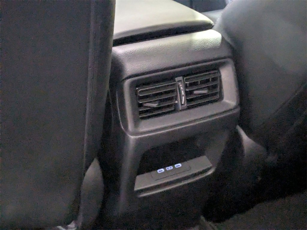 Used 2025 Honda CR-V EX-L image 29