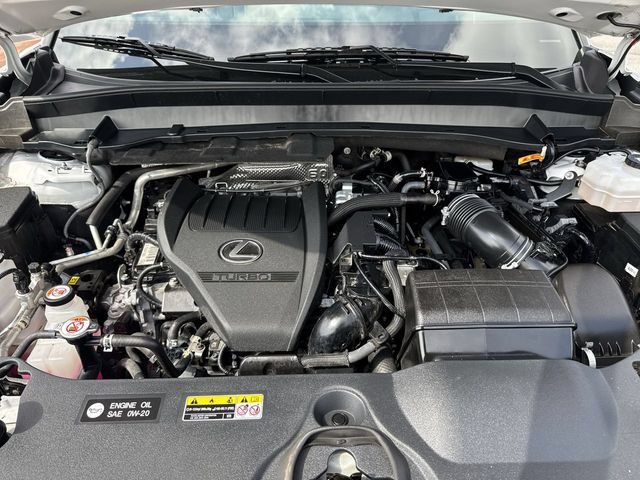 Used 2024 Lexus TX 500h AWD w/ Technology Package image 30