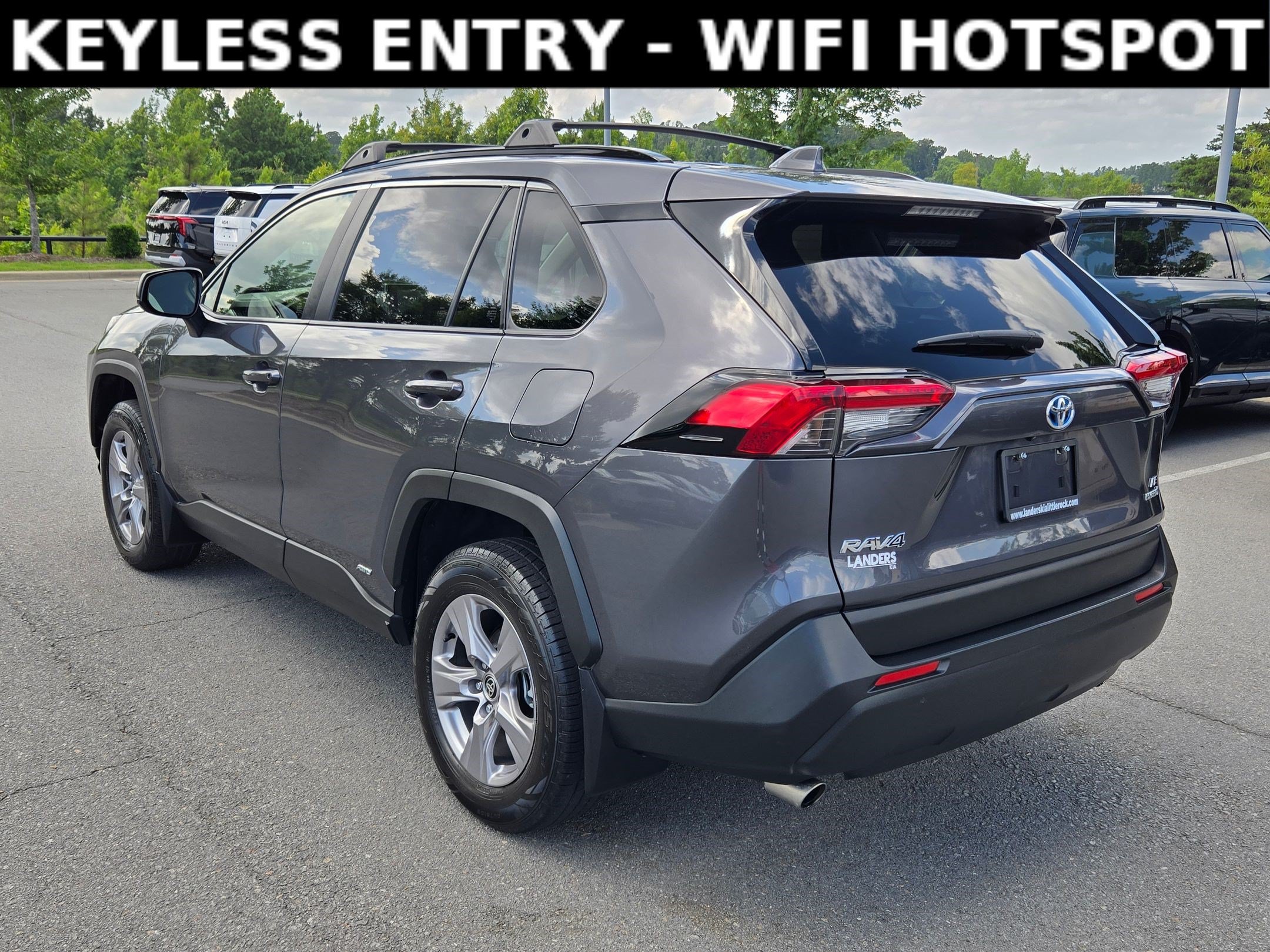 Used 2024 Toyota RAV4 LE AWD/4WD image 5