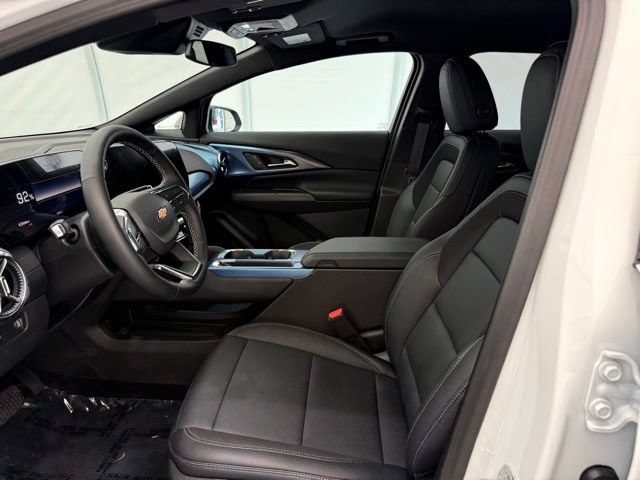 New 2026 Chevrolet Equinox EV LT FWD image 12