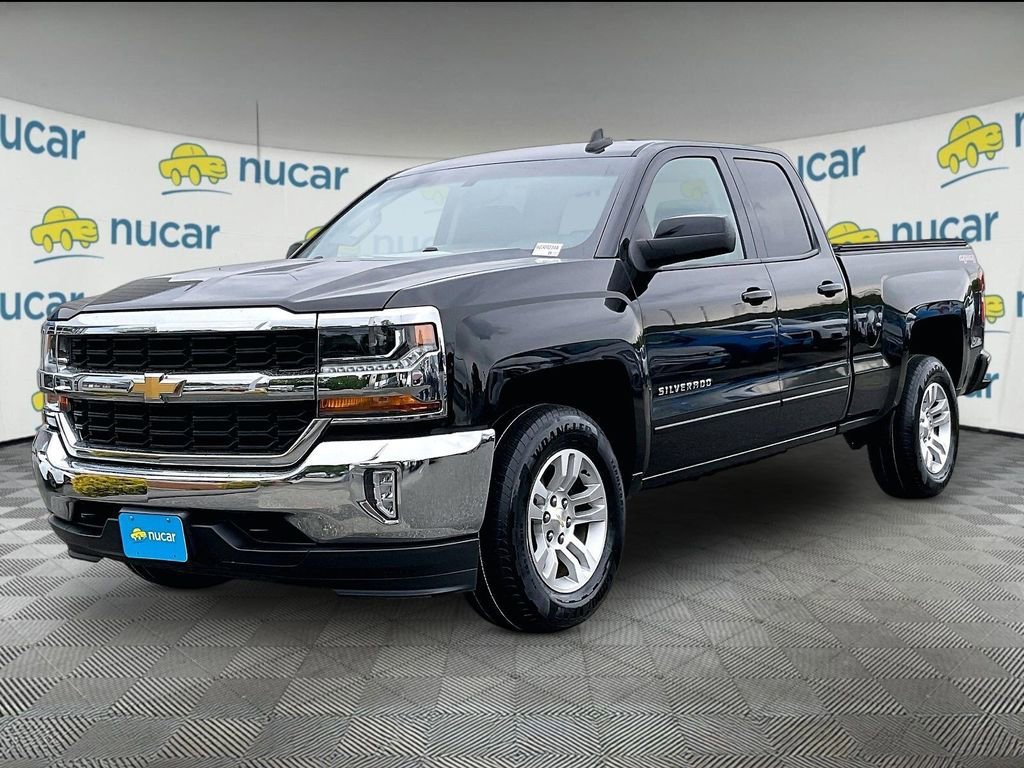 Used 2017 Chevrolet Silverado 1500 LT w/ All Star Edition AWD/4WD image 3