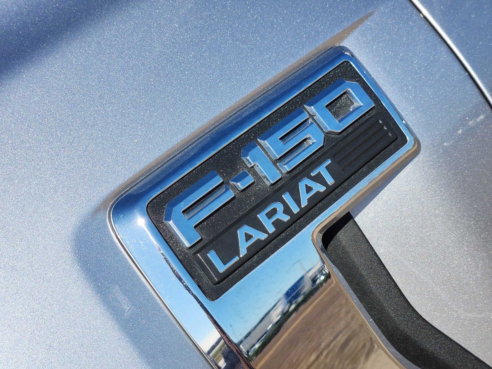 Used 2023 Ford F150 Lariat image 16