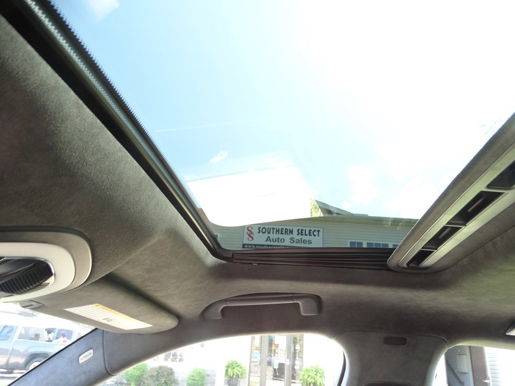 Used 2012 Porsche Panamera image 16