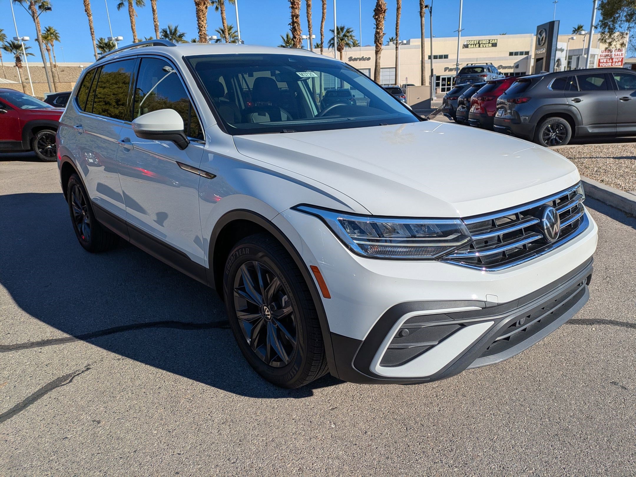 Used 2022 Volkswagen Tiguan SE image 7