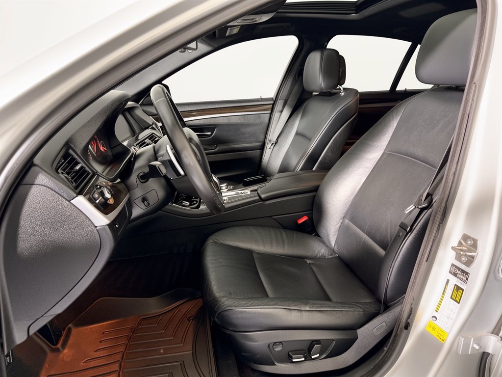 Used 2013 BMW 535i Sedan RWD image 3