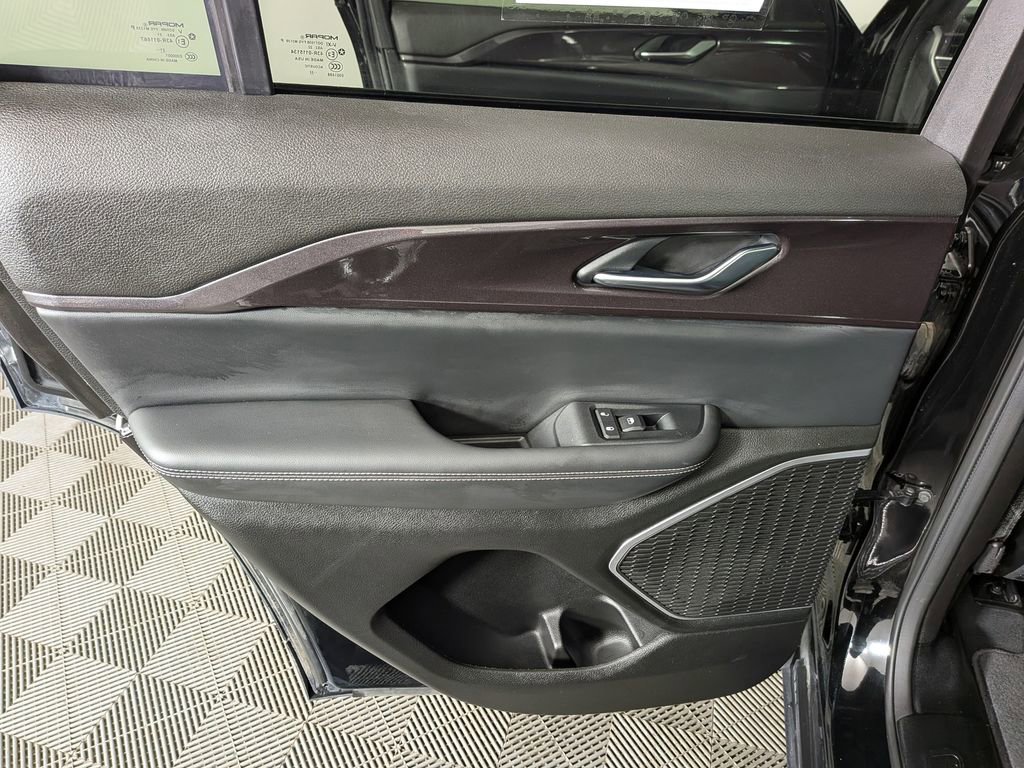 Certified 2022 Jeep Grand Cherokee Altitude image 32