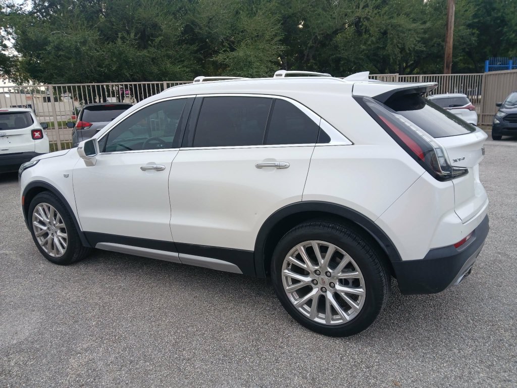 Used 2020 Cadillac XT4 Premium Luxury FWD image 5