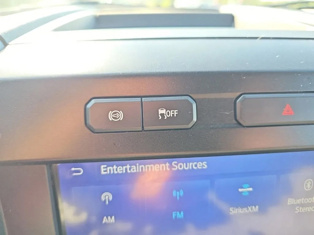 Used 2021 Ford F250 XLT AWD/4WD image 24