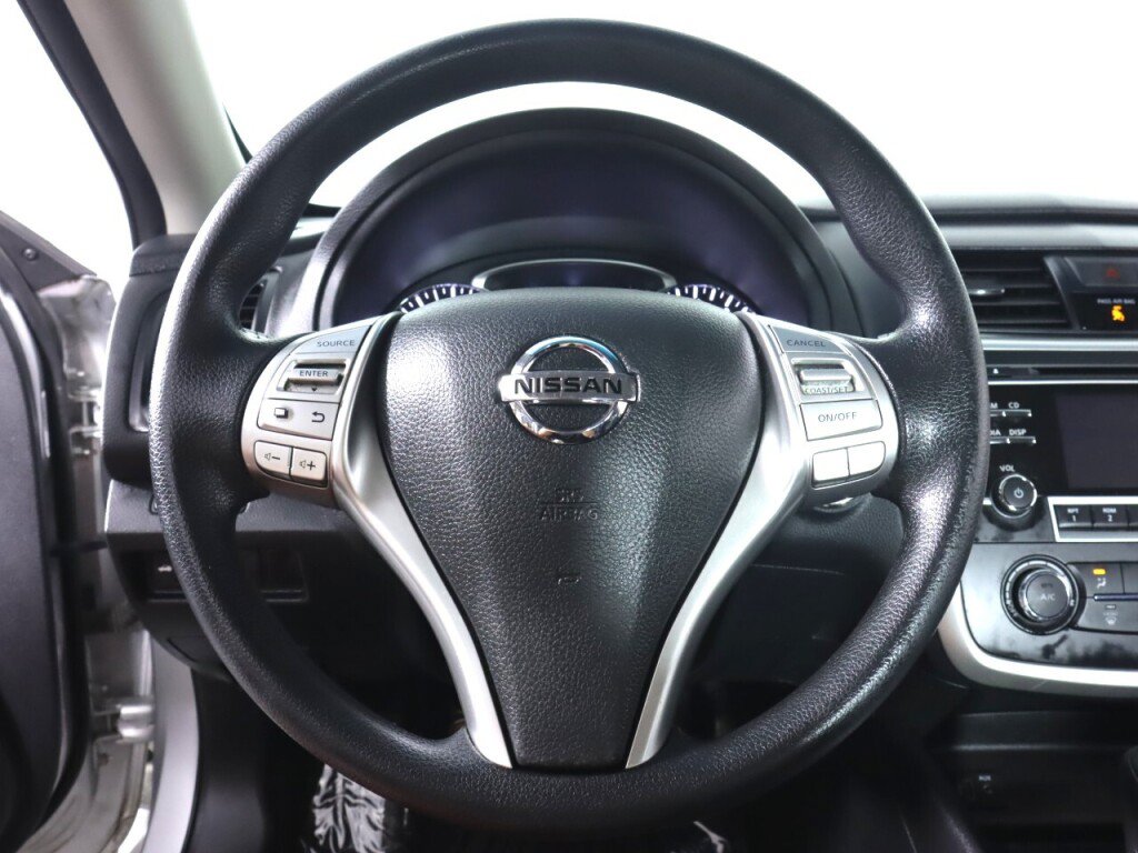 Used 2018 Nissan Altima 2.5 S w/ S Convenience Package FWD image 12