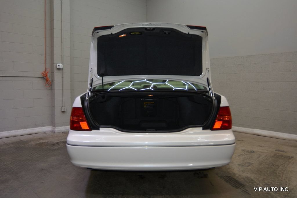 Used 2001 Lexus LS 430 RWD image 35
