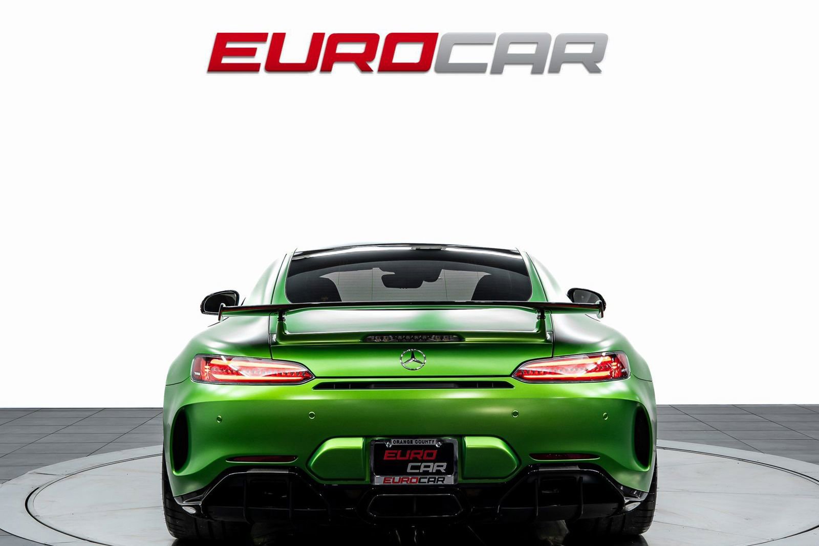 Used 2018 Mercedes-Benz AMG GT R image 4