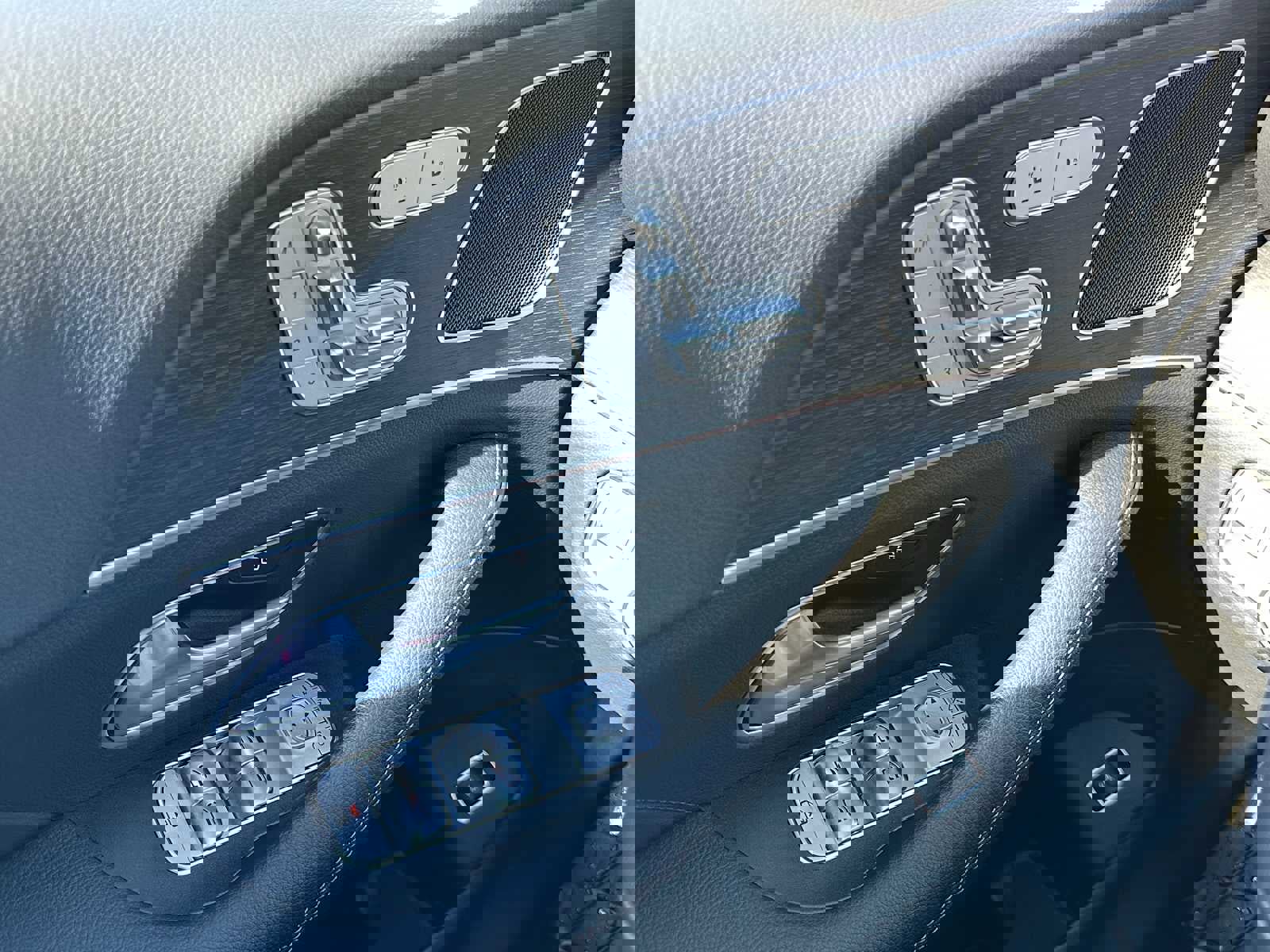 Used 2026 Mercedes-Benz GLE 350 4MATIC image 35