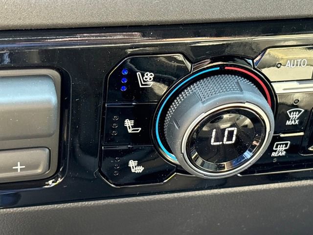 New 2026 Chevrolet Silverado 1500 ZR2 image 9