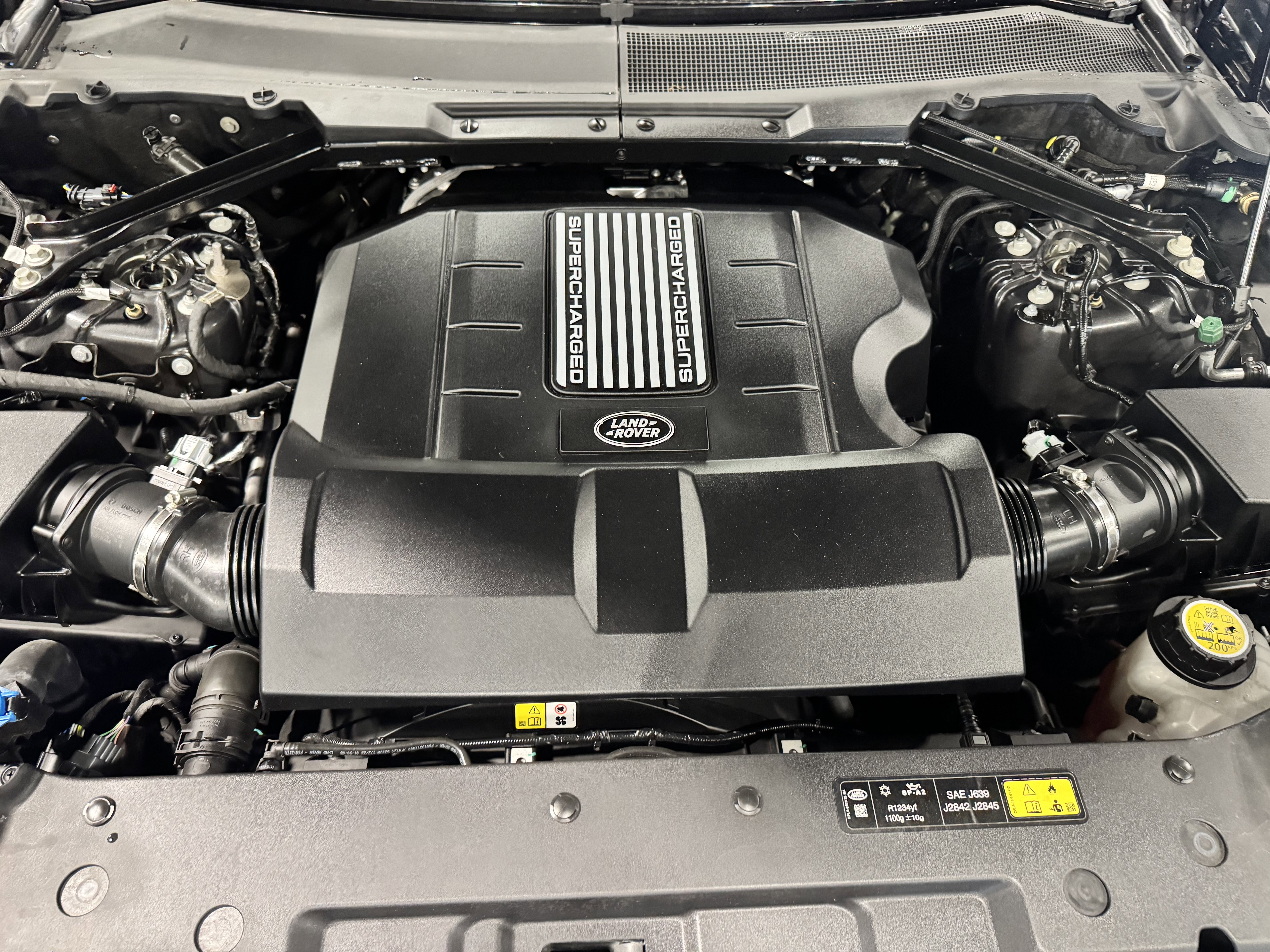 Used 2023 Land Rover Defender 110 Carpathian Edition image 38