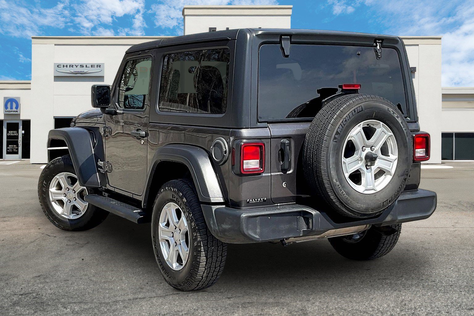 Used 2020 Jeep Wrangler Sport image 12