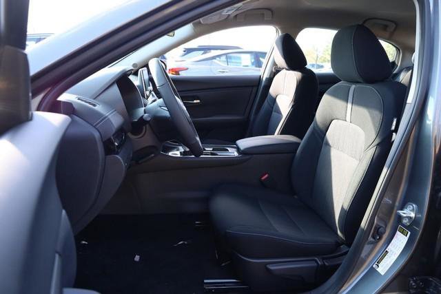 New 2025 Nissan Sentra SV w/ All-Weather Package image 8