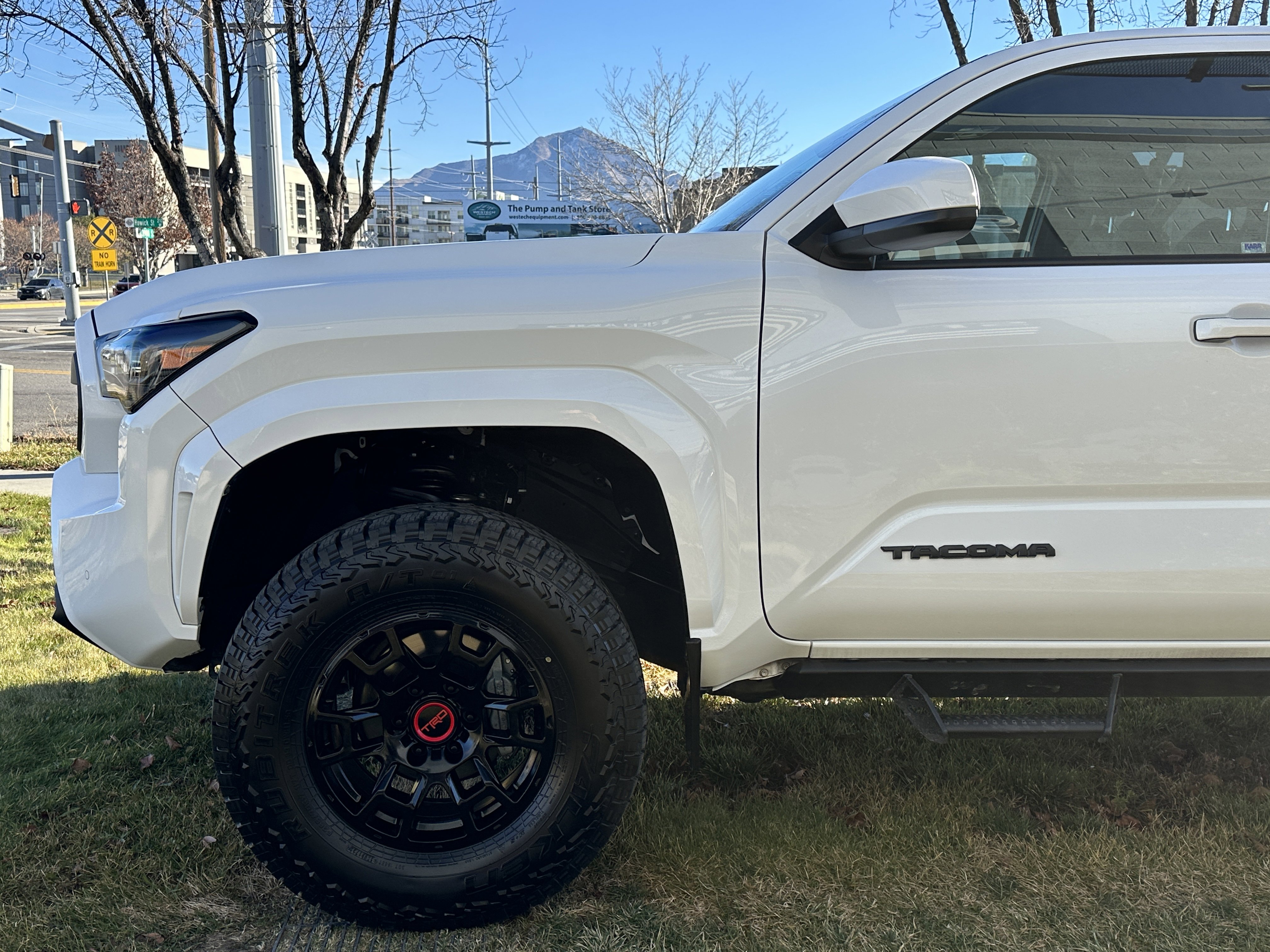 Used 2024 Toyota Tacoma SR5 image 10