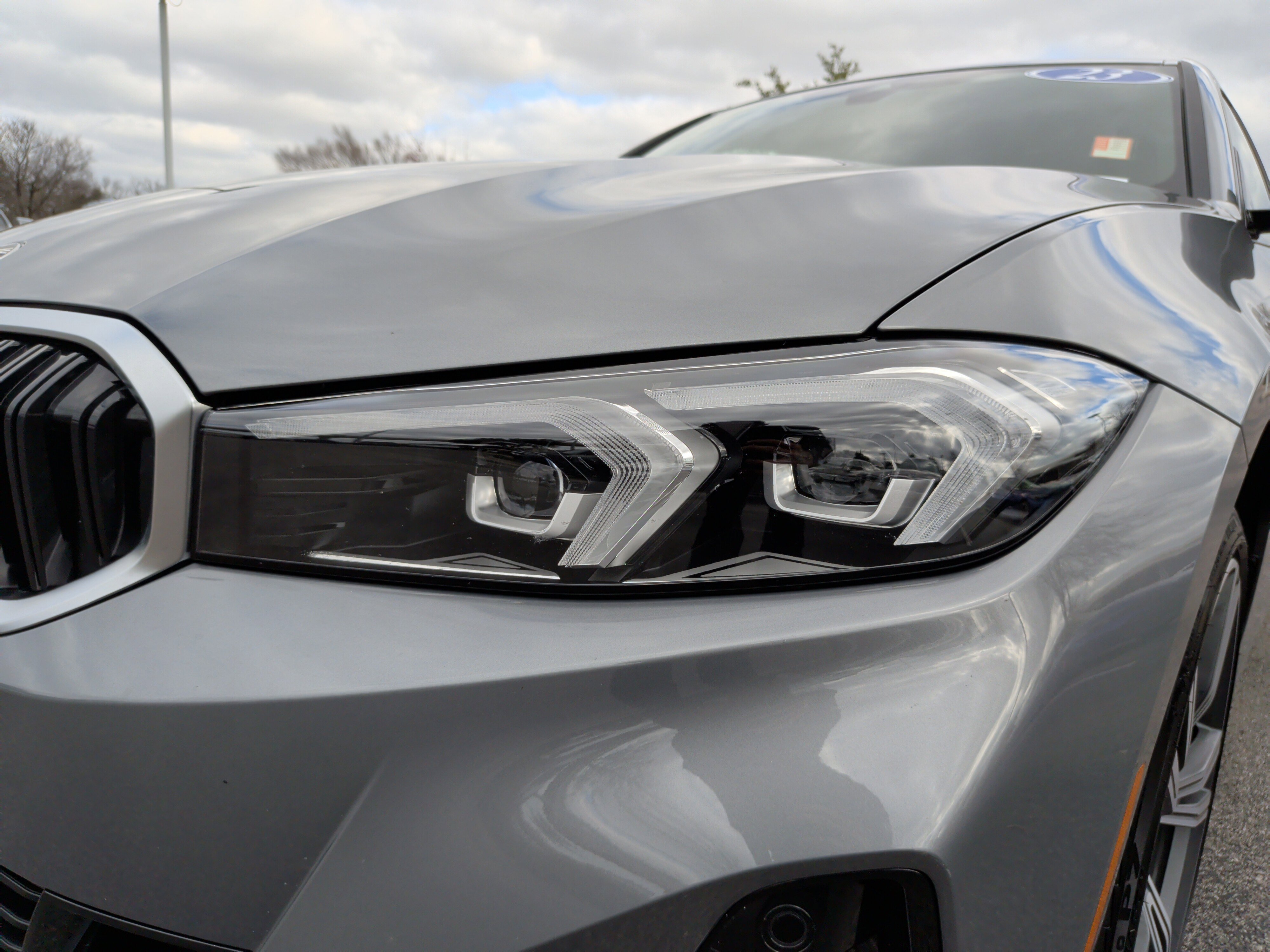 Certified 2023 BMW 330i Sedan w/ Convenience Package image 6