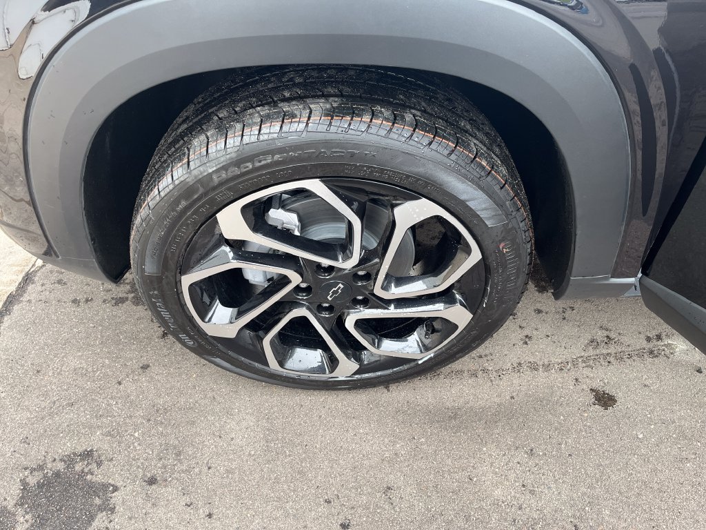 New 2026 Chevrolet Trax RS w/ Driver Confidence Package FWD image 26
