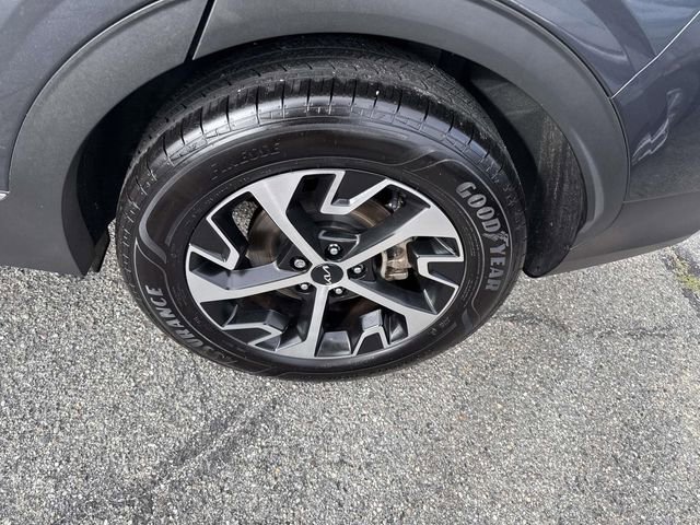 Used 2023 Kia Sportage EX image 15