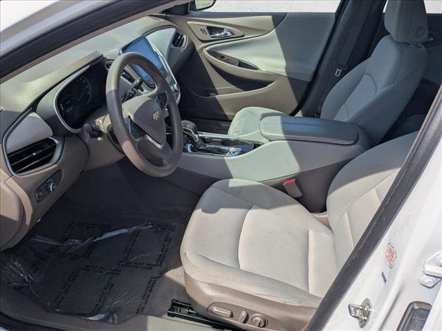Used 2022 Chevrolet Malibu LT FWD image 16