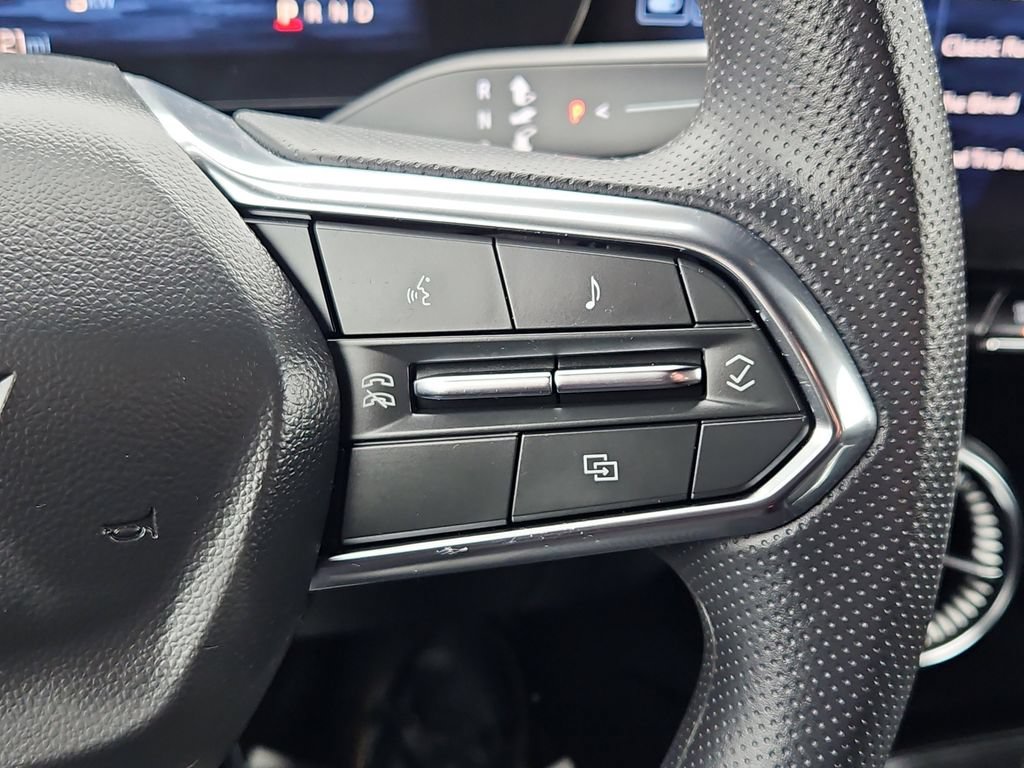 Certified 2025 Chevrolet Blazer EV LT AWD/4WD image 18