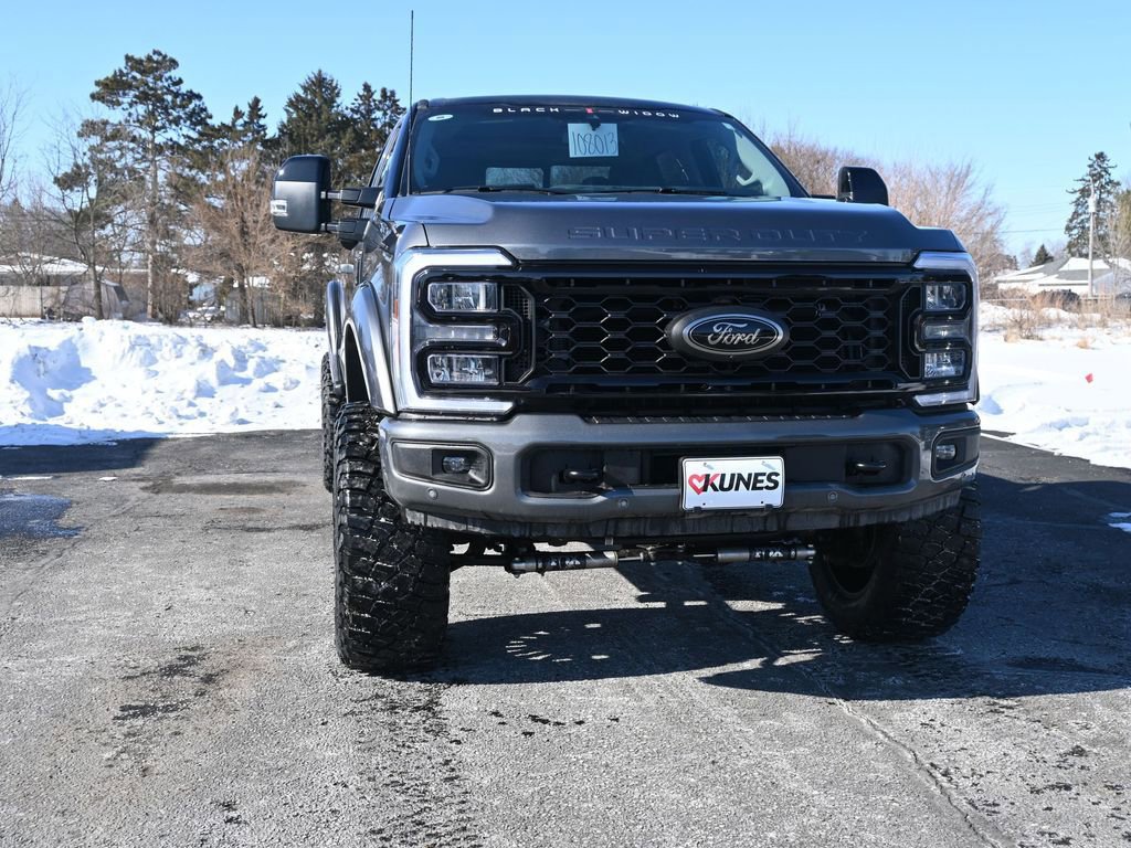 New 2026 Ford F250 Lariat w/ Black Appearance Package image 7