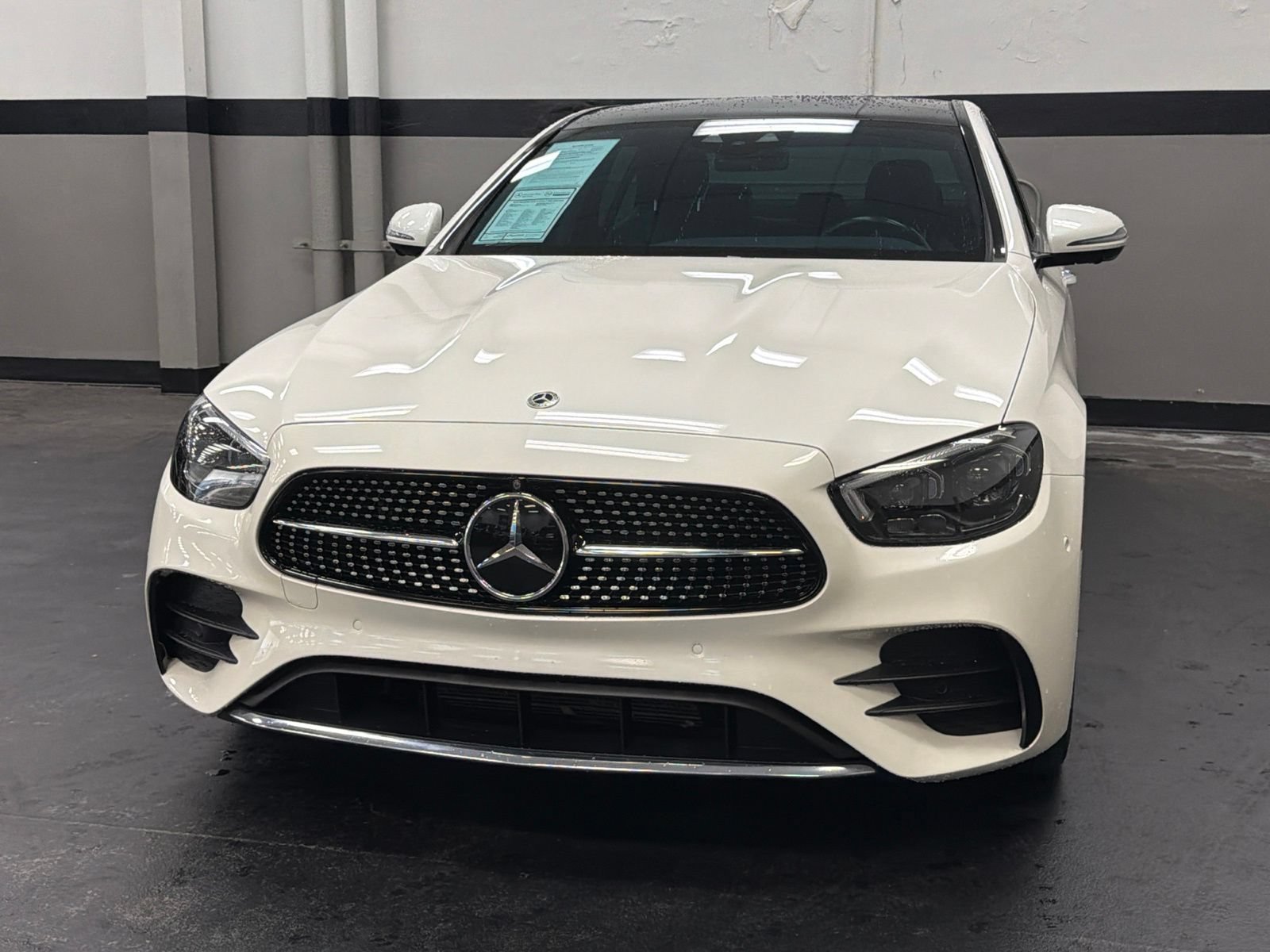 Used 2022 Mercedes-Benz E 450 4MATIC Sedan image 5