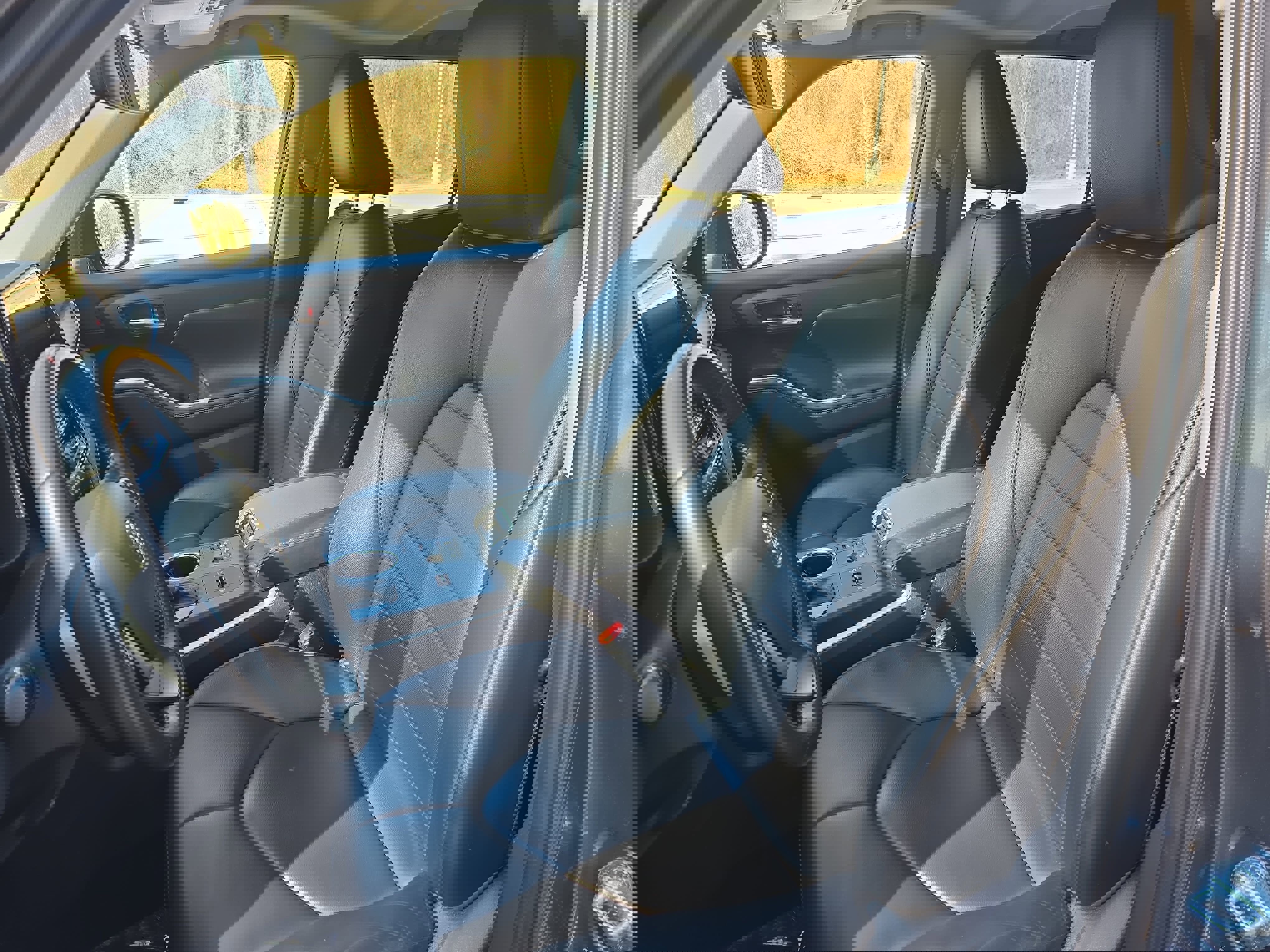 Used 2024 Toyota Highlander XLE image 17