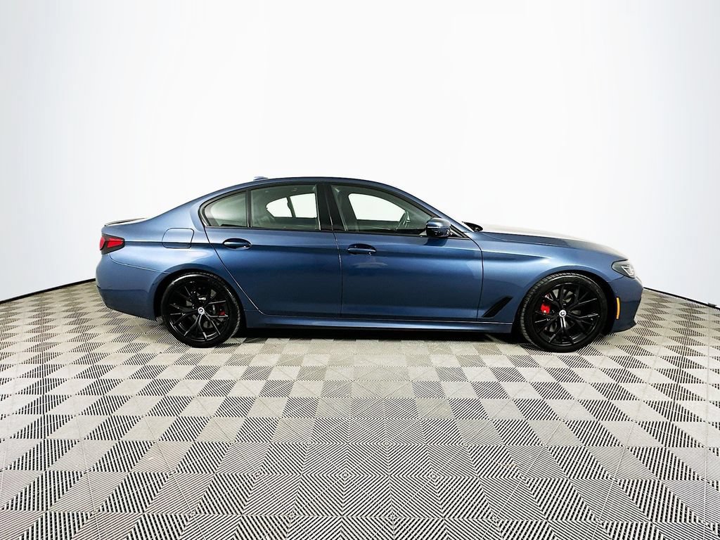 Used 2023 BMW M550i xDrive w/ Executive Package AWD/4WD image 10
