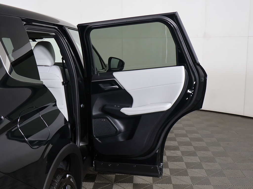 New 2026 Mitsubishi Outlander SE AWD/4WD image 25