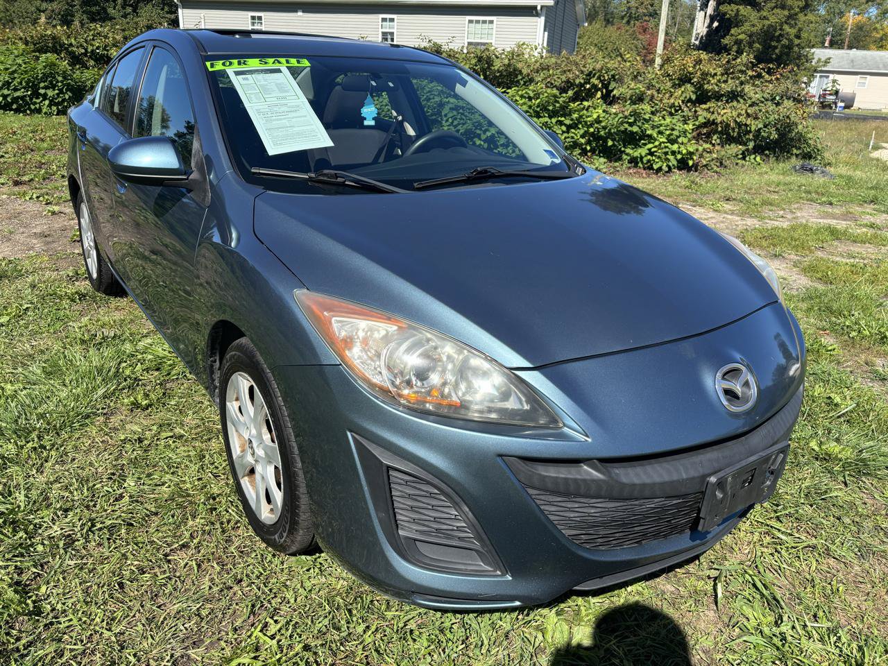 Used 2010 MAZDA MAZDA3 i Touring FWD image 3